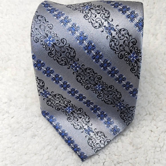 Steve Harvey Celebrity Edition Gray and Blue Men's Tie - Picture 1 of 7